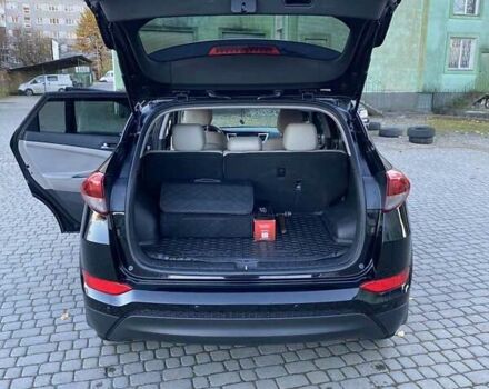 Хендай Туксон 2016 в Дрогобыче на Automoto.ua Черный Хендай Туксон, объемом двигателя 2 л и пробегом 180 тыс. км за 16000 $, фото 4 на Automoto.ua