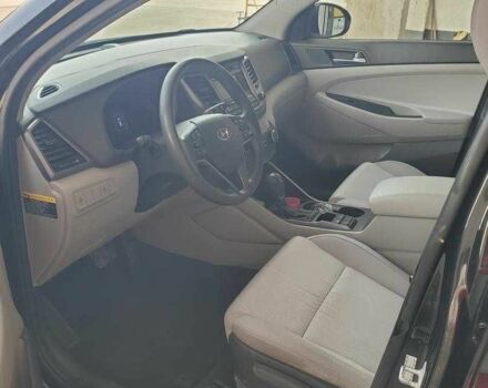 Чорний Хендай Туксон, об'ємом двигуна 2 л та пробігом 104 тис. км за 10100 $, фото 13 на Automoto.ua