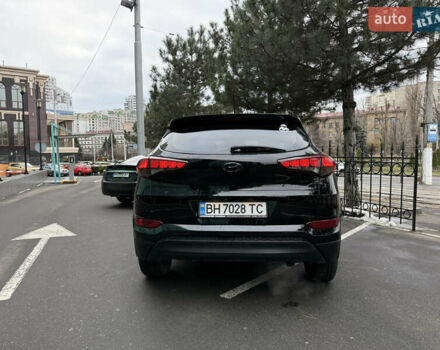 Черный Хендай Туксон, объемом двигателя 2 л и пробегом 168 тыс. км за 13400 $, фото 6 на Automoto.ua