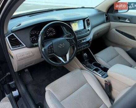 Хендай Туксон 2016 в Львове на Automoto.ua Черный Хендай Туксон, объемом двигателя 2 л и пробегом 127 тыс. км за 17100 $, фото 7 на Automoto.ua