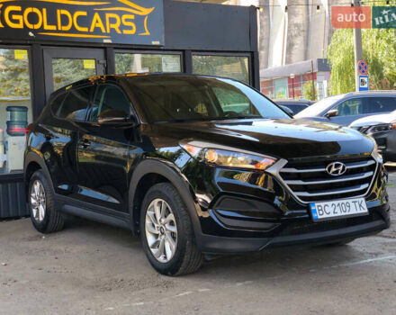 Чорний Хендай Туксон, об'ємом двигуна 2 л та пробігом 134 тис. км за 15700 $, фото 2 на Automoto.ua