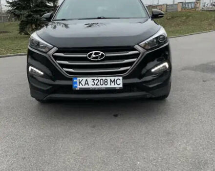 Хендай Туксон 2016 в Черновцах на Automoto.ua Черный Хендай Туксон, объемом двигателя 2 л и пробегом 153 тыс. км за 16500 $, фото 1 на Automoto.ua
