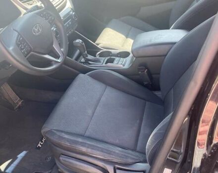 Чорний Хендай Туксон, об'ємом двигуна 2 л та пробігом 120 тис. км за 14500 $, фото 8 на Automoto.ua