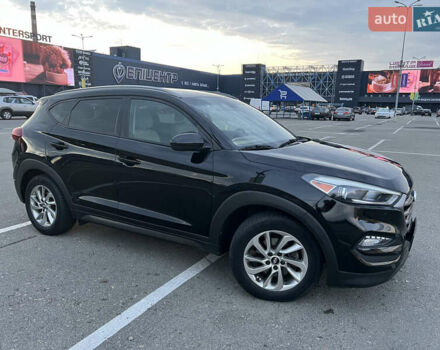 Черный Хендай Туксон, объемом двигателя 2 л и пробегом 159 тыс. км за 16500 $, фото 8 на Automoto.ua