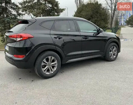 Хендай Туксон 2016 в Черновцах на Automoto.ua Черный Хендай Туксон, объемом двигателя 2 л и пробегом 153 тыс. км за 16500 $, фото 10 на Automoto.ua