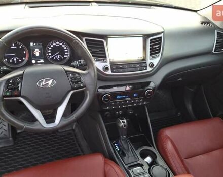 Черный Хендай Туксон, объемом двигателя 2 л и пробегом 192 тыс. км за 19999 $, фото 30 на Automoto.ua
