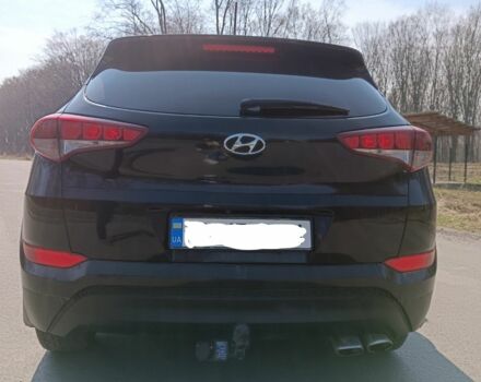 Чорний Хендай Туксон, об'ємом двигуна 1.6 л та пробігом 150 тис. км за 13500 $, фото 4 на Automoto.ua
