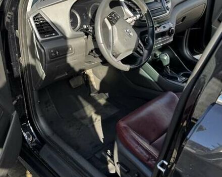 Черный Хендай Туксон, объемом двигателя 2 л и пробегом 222 тыс. км за 14000 $, фото 11 на Automoto.ua