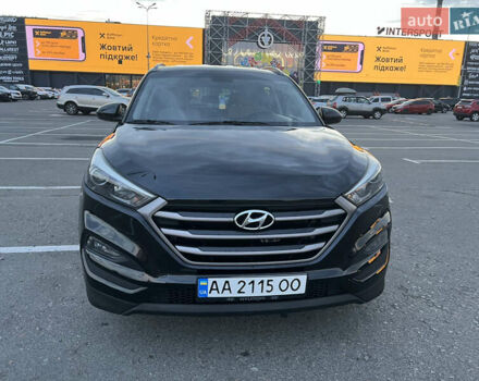 Черный Хендай Туксон, объемом двигателя 2 л и пробегом 159 тыс. км за 16500 $, фото 2 на Automoto.ua