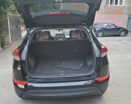 Чорний Хендай Туксон, об'ємом двигуна 2 л та пробігом 104 тис. км за 10100 $, фото 10 на Automoto.ua