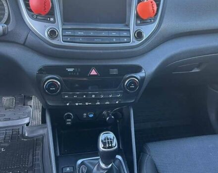 Чорний Хендай Туксон, об'ємом двигуна 1.69 л та пробігом 155 тис. км за 16500 $, фото 9 на Automoto.ua