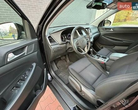 Чорний Хендай Туксон, об'ємом двигуна 1.69 л та пробігом 98 тис. км за 14000 $, фото 12 на Automoto.ua