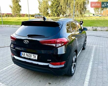 Черный Хендай Туксон, объемом двигателя 2 л и пробегом 98 тыс. км за 24000 $, фото 9 на Automoto.ua