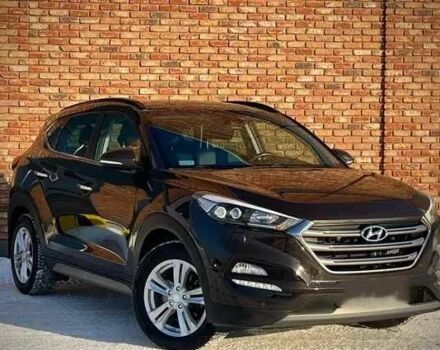 Чорний Хендай Туксон, об'ємом двигуна 2 л та пробігом 131 тис. км за 10400 $, фото 2 на Automoto.ua