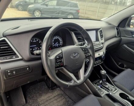 Черный Хендай Туксон, объемом двигателя 2 л и пробегом 98 тыс. км за 9900 $, фото 13 на Automoto.ua