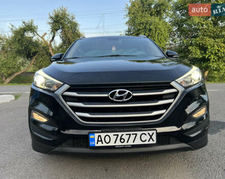 Черный Хендай Туксон, объемом двигателя 2 л и пробегом 146 тыс. км за 17200 $, фото 10 на Automoto.ua