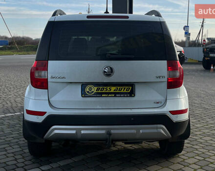 Черный Хендай Туксон, объемом двигателя 2 л и пробегом 242 тыс. км за 12900 $, фото 5 на Automoto.ua