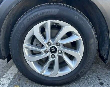 Чорний Хендай Туксон, об'ємом двигуна 1.69 л та пробігом 155 тис. км за 16500 $, фото 2 на Automoto.ua