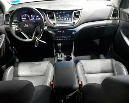 Чорний Хендай Туксон, об'ємом двигуна 2 л та пробігом 45 тис. км за 10000 $, фото 7 на Automoto.ua