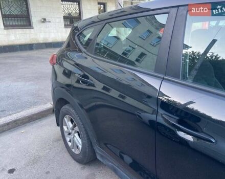 Хендай Туксон 2017 в Ровно на Automoto.ua Черный Хендай Туксон, объемом двигателя 2 л и пробегом 161 тыс. км за 15900 $, фото 1 на Automoto.ua