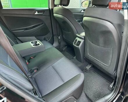 Чорний Хендай Туксон, об'ємом двигуна 1.69 л та пробігом 98 тис. км за 14000 $, фото 18 на Automoto.ua