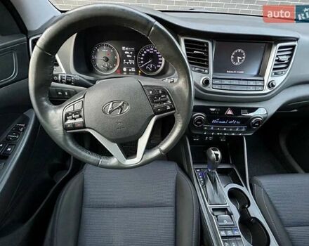 Чорний Хендай Туксон, об'ємом двигуна 1.69 л та пробігом 98 тис. км за 14000 $, фото 13 на Automoto.ua