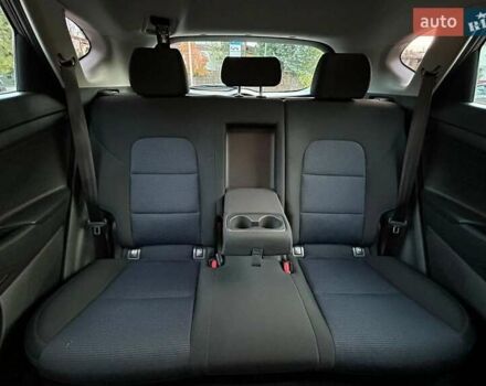 Чорний Хендай Туксон, об'ємом двигуна 1.69 л та пробігом 98 тис. км за 14000 $, фото 21 на Automoto.ua