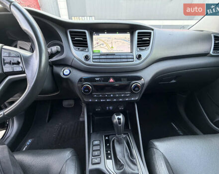 Черный Хендай Туксон, объемом двигателя 1.59 л и пробегом 182 тыс. км за 16800 $, фото 28 на Automoto.ua