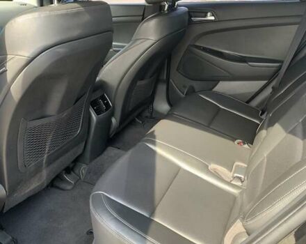 Чорний Хендай Туксон, об'ємом двигуна 1.69 л та пробігом 130 тис. км за 23500 $, фото 4 на Automoto.ua