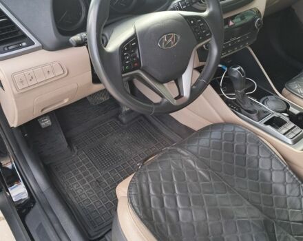 Хендай Туксон 2017 в Калуше на Automoto.ua Черный Хендай Туксон, объемом двигателя 2 л и пробегом 126 тыс. км за 16600 $, фото 6 на Automoto.ua