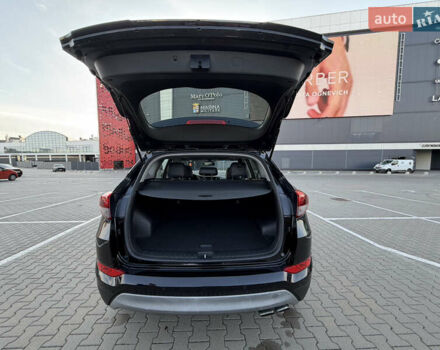 Черный Хендай Туксон, объемом двигателя 1.59 л и пробегом 182 тыс. км за 16800 $, фото 33 на Automoto.ua