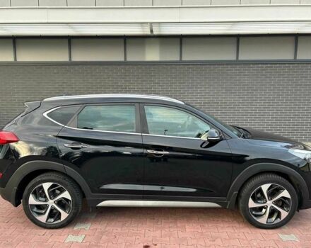 Чорний Хендай Туксон, об'ємом двигуна 1.7 л та пробігом 98 тис. км за 14000 $, фото 7 на Automoto.ua