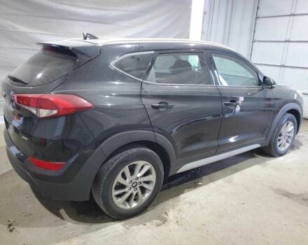 Чорний Хендай Туксон, об'ємом двигуна 2 л та пробігом 45 тис. км за 10000 $, фото 3 на Automoto.ua