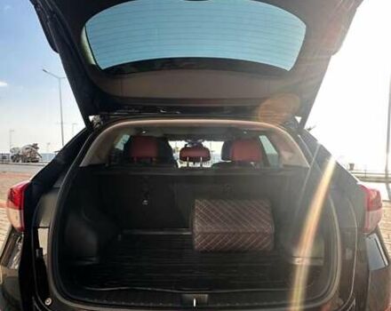 Черный Хендай Туксон, объемом двигателя 2 л и пробегом 120 тыс. км за 21000 $, фото 2 на Automoto.ua