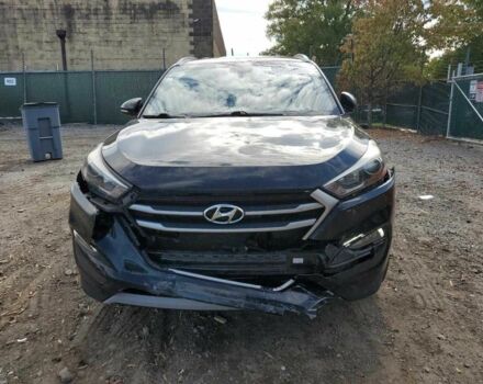 Чорний Хендай Туксон, об'ємом двигуна 1.6 л та пробігом 86 тис. км за 3400 $, фото 4 на Automoto.ua