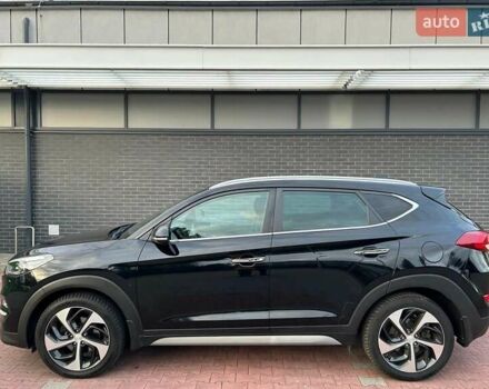 Чорний Хендай Туксон, об'ємом двигуна 1.69 л та пробігом 98 тис. км за 14000 $, фото 4 на Automoto.ua