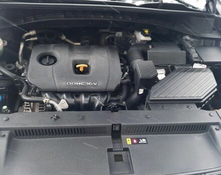 Черный Хендай Туксон, объемом двигателя 2 л и пробегом 73 тыс. км за 22500 $, фото 32 на Automoto.ua