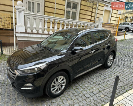 Черный Хендай Туксон, объемом двигателя 2 л и пробегом 100 тыс. км за 16900 $, фото 17 на Automoto.ua