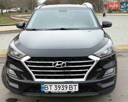 Черный Хендай Туксон, объемом двигателя 2 л и пробегом 70 тыс. км за 23000 $, фото 13 на Automoto.ua