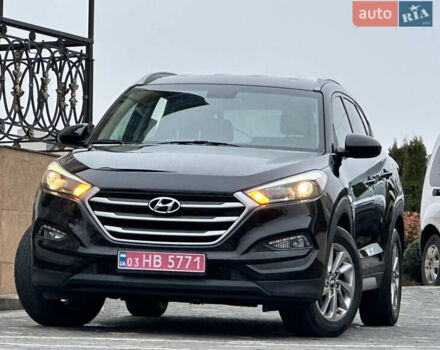 Черный Хендай Туксон, объемом двигателя 2 л и пробегом 156 тыс. км за 12800 $, фото 4 на Automoto.ua