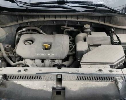 Чорний Хендай Туксон, об'ємом двигуна 2 л та пробігом 91 тис. км за 25000 $, фото 5 на Automoto.ua