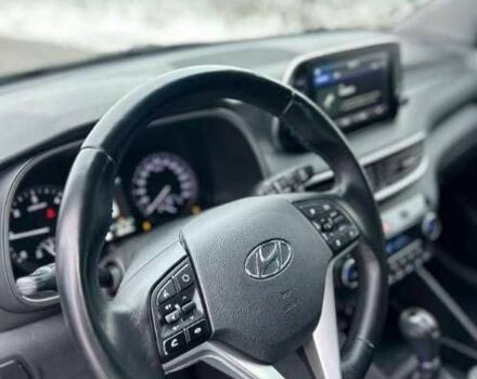 Чорний Хендай Туксон, об'ємом двигуна 1.6 л та пробігом 102 тис. км за 329 $, фото 12 на Automoto.ua