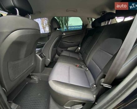 Черный Хендай Туксон, объемом двигателя 2 л и пробегом 106 тыс. км за 19500 $, фото 17 на Automoto.ua