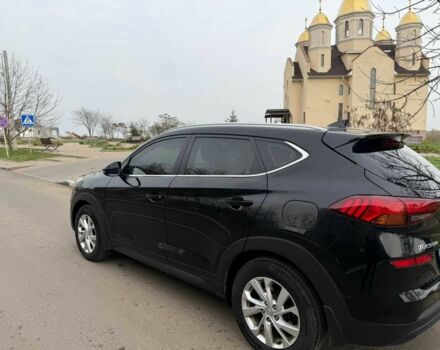 Чорний Хендай Туксон, об'ємом двигуна 2 л та пробігом 70 тис. км за 23000 $, фото 5 на Automoto.ua