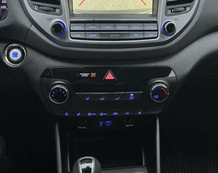 Черный Хендай Туксон, объемом двигателя 1.69 л и пробегом 134 тыс. км за 21800 $, фото 34 на Automoto.ua