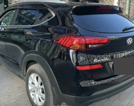 Черный Хендай Туксон, объемом двигателя 2 л и пробегом 119 тыс. км за 9900 $, фото 4 на Automoto.ua