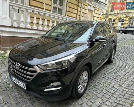 Черный Хендай Туксон, объемом двигателя 2 л и пробегом 100 тыс. км за 16900 $, фото 16 на Automoto.ua