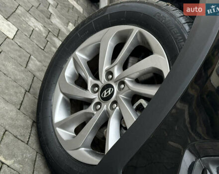 Черный Хендай Туксон, объемом двигателя 2 л и пробегом 156 тыс. км за 12800 $, фото 44 на Automoto.ua