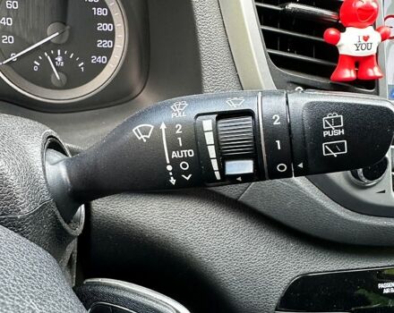 Черный Хендай Туксон, объемом двигателя 1.7 л и пробегом 120 тыс. км за 19500 $, фото 3 на Automoto.ua