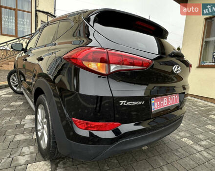 Черный Хендай Туксон, объемом двигателя 2 л и пробегом 156 тыс. км за 12800 $, фото 29 на Automoto.ua